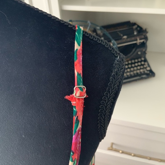 OLIVIA + JAMES Floral Red Pink Purple Midi Sleeveless V-Neck Dress Size Small - Picture 15 of 16